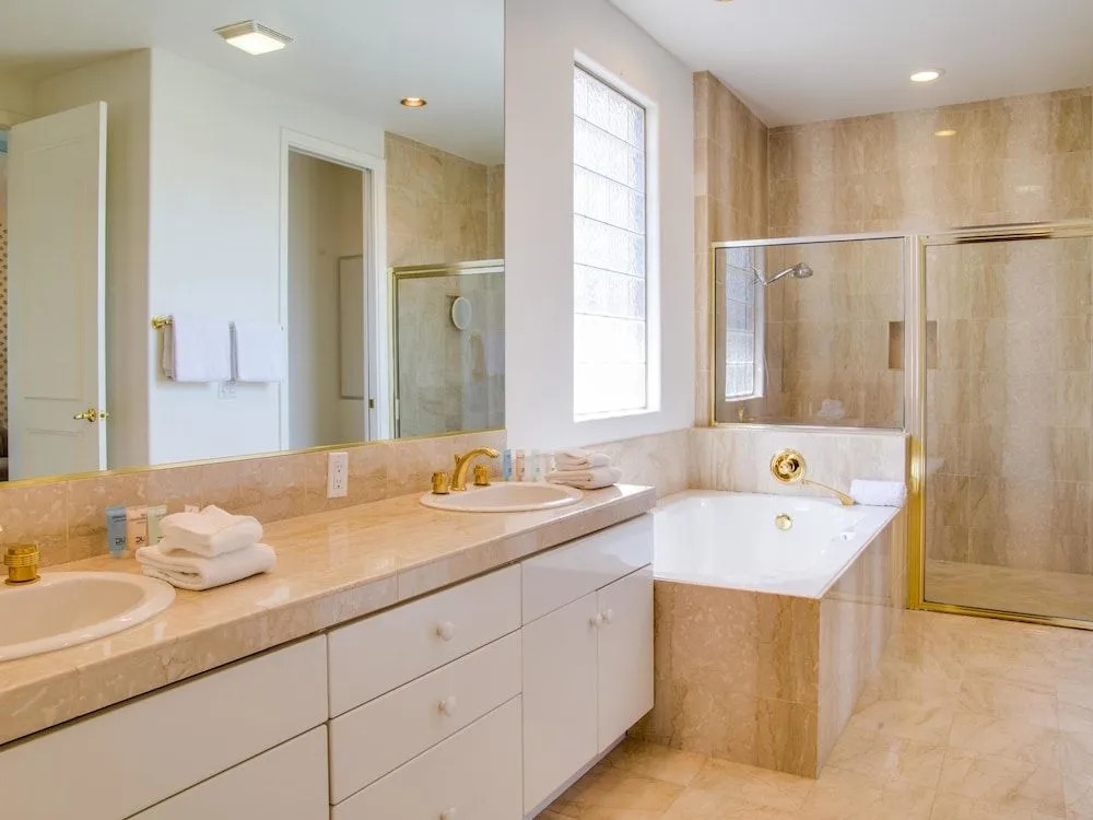 Lions Gate Estate by ACME House Company