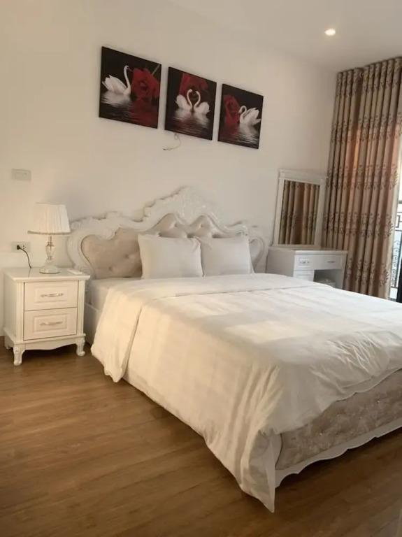 Western Hanoi Apartment - The Emerald My Dinh