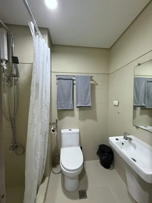 Moas Spot at Sea Residences