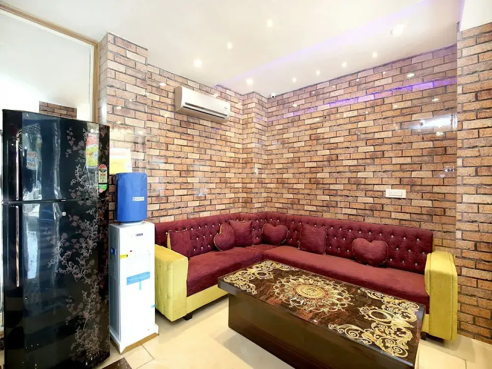 Hotel C7