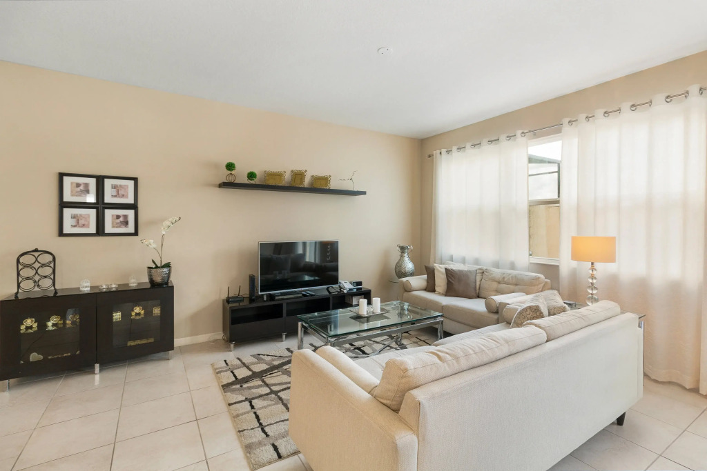 4 Bedrooms / 3 Bathrooms / Compass Bay (3167 TC), Kissimmee, US