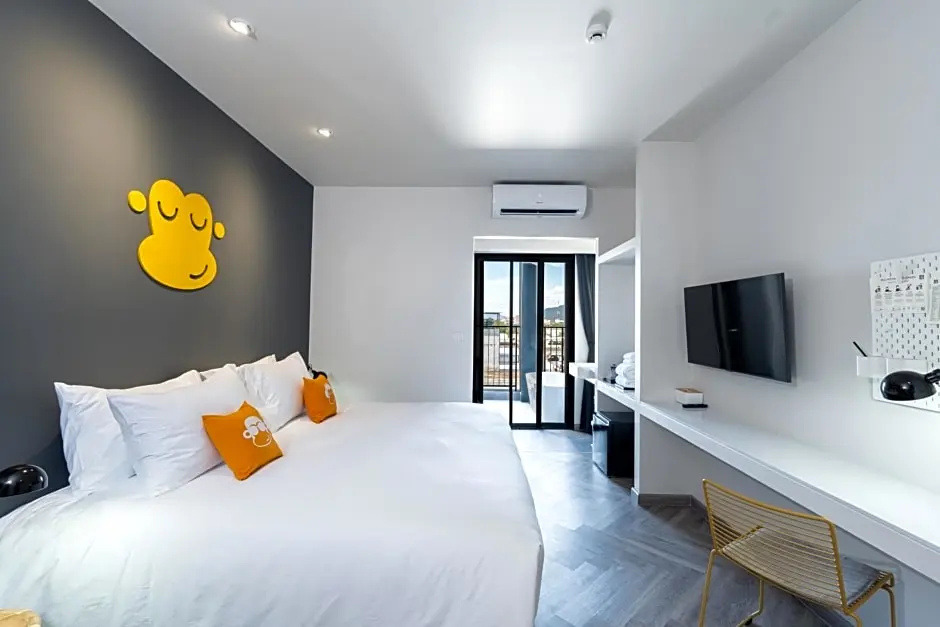 Blu Monkey Hub and Hotel Krabi Town