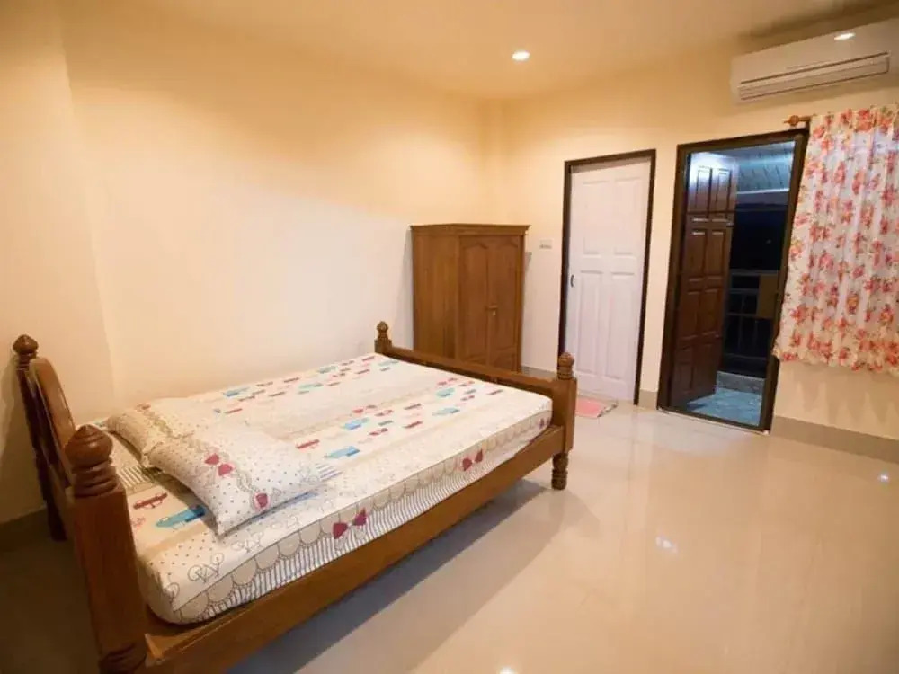 Suriyamanee House