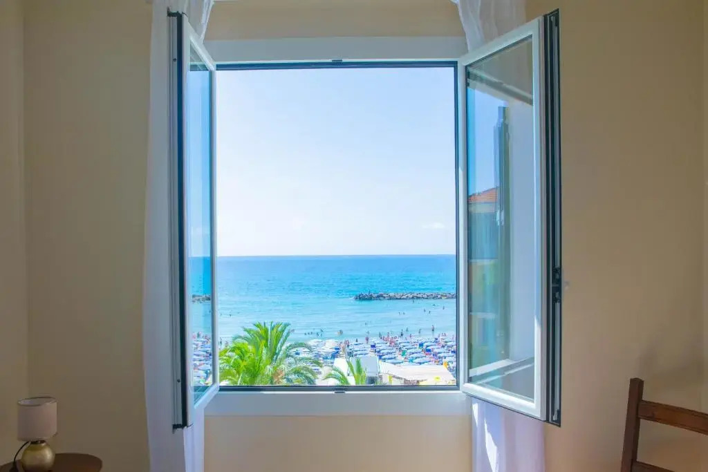 H11 Sea Under the House - Arma di Taggia - Liguria