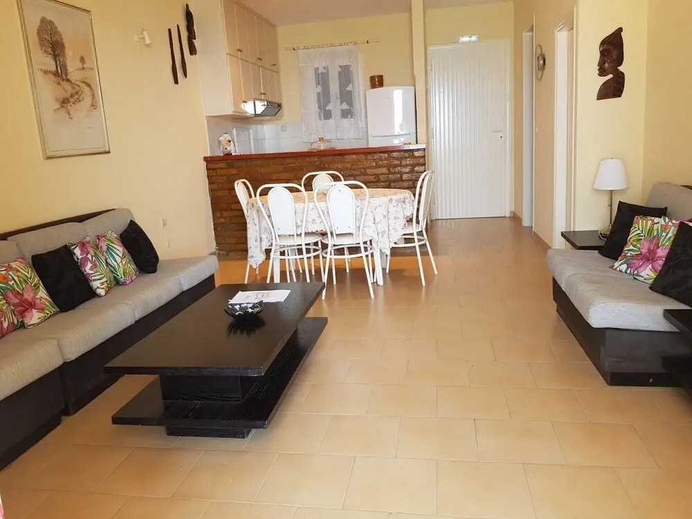 Glyfada Two Floors Maizonette Aa2 62