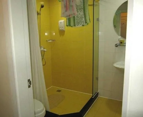 Home Inn Hangzhou Wulin Square
