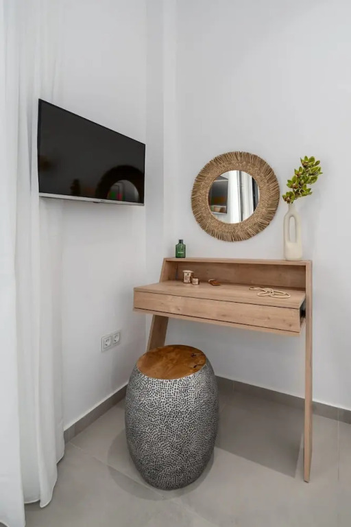 Green & Blue Castella Luxury Suites