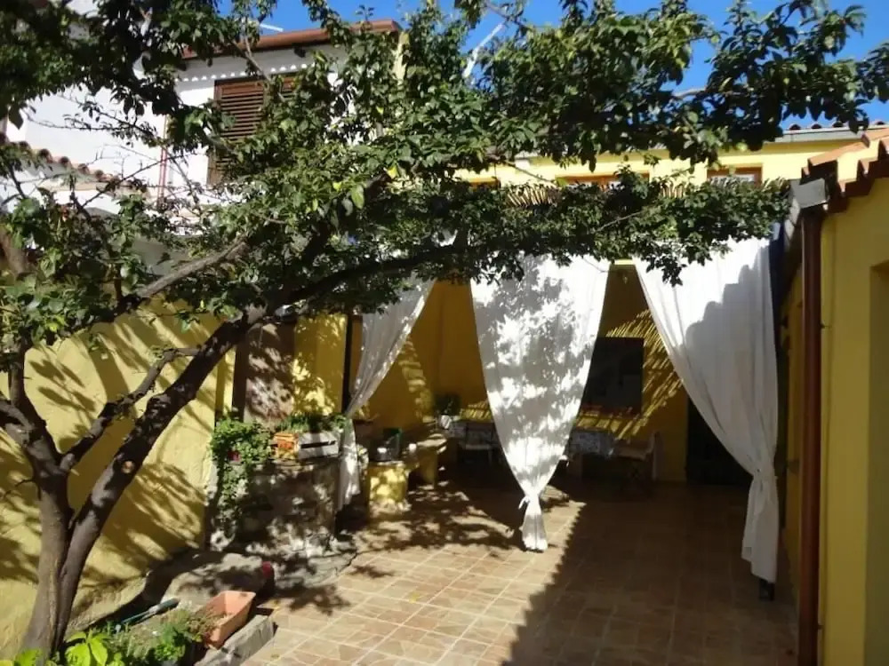 B&B DOMU INCANTO Sa Domu sarrabesa