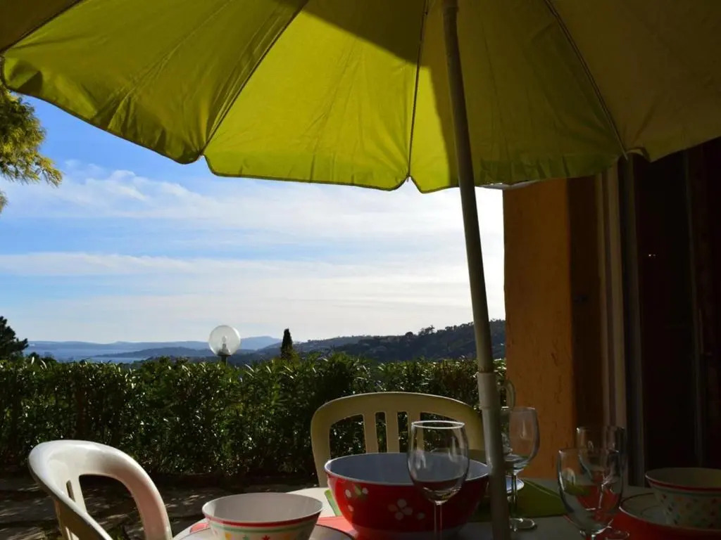 Appartement Les Issambres, 2 pièces, 5 personnes - FR-1-226-380