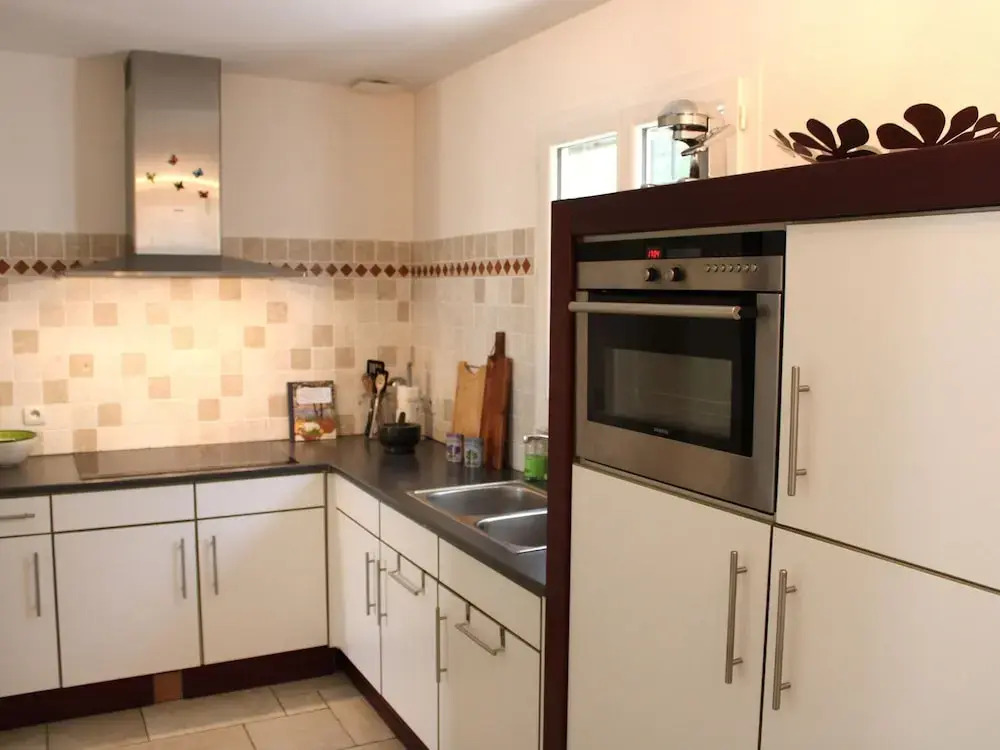 Comfortable Holiday Home With Pool