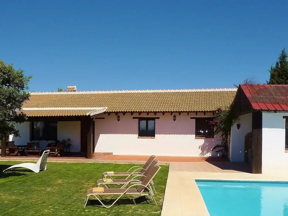 Leisure Meets Tranquility in Beautiful Villa Near Forest
