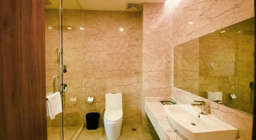 Irvine Holiday Hotel