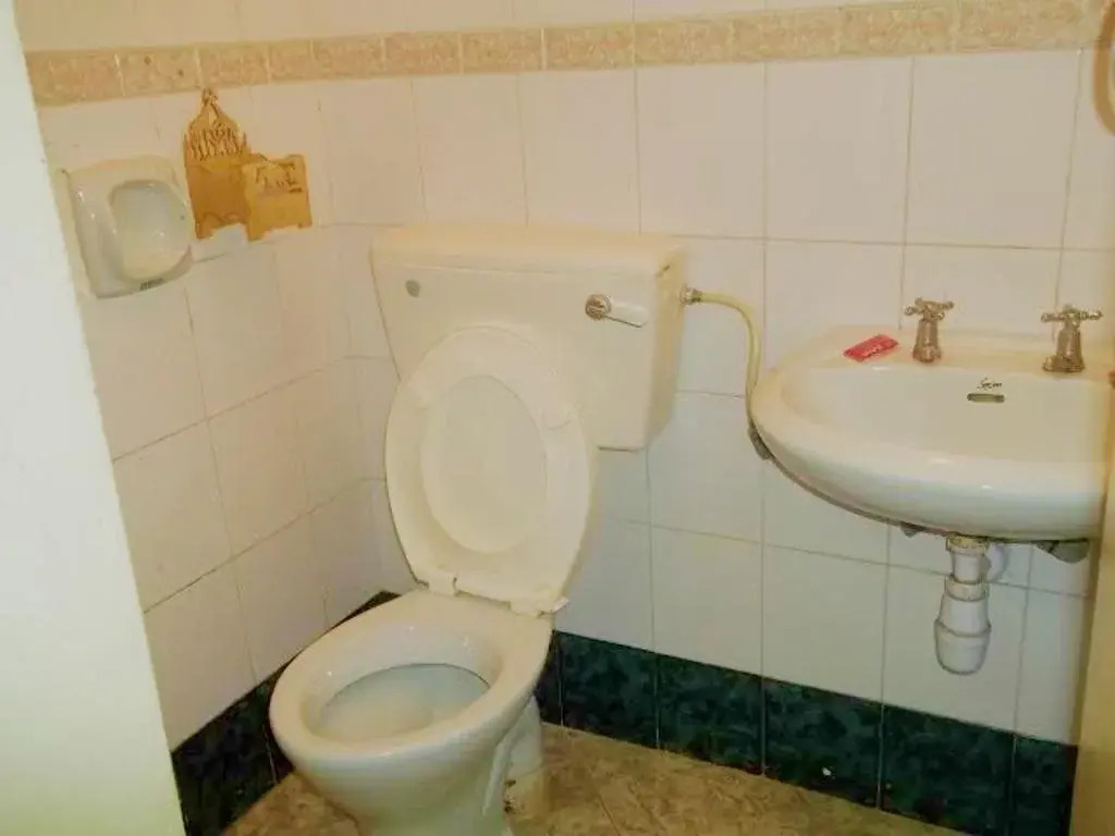 White Star Hotel