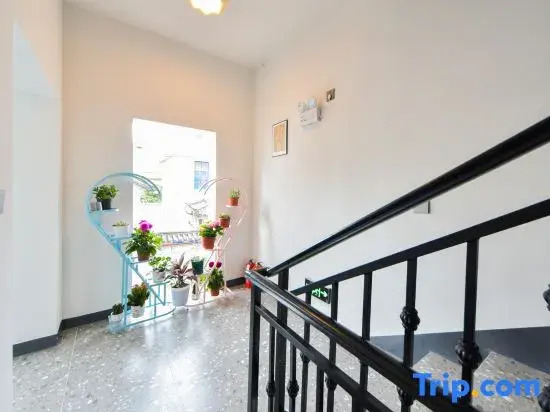Nine rooms Glynis · Fengxuan Garden Villa (East Gate Store of Dali Old City)