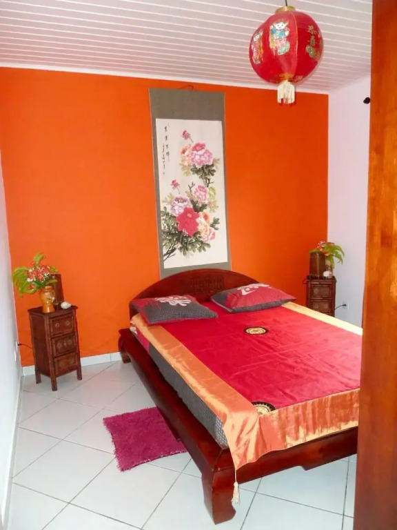 House with One Bedroom in Saint Benoit, with Wonderful Mountain View, Furnished Garden And Wifi - 45 Km From the Beach