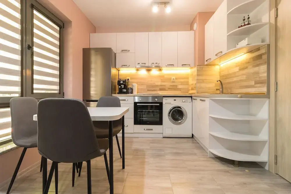 FM Luxury 1-BDR Apartment - City Sense