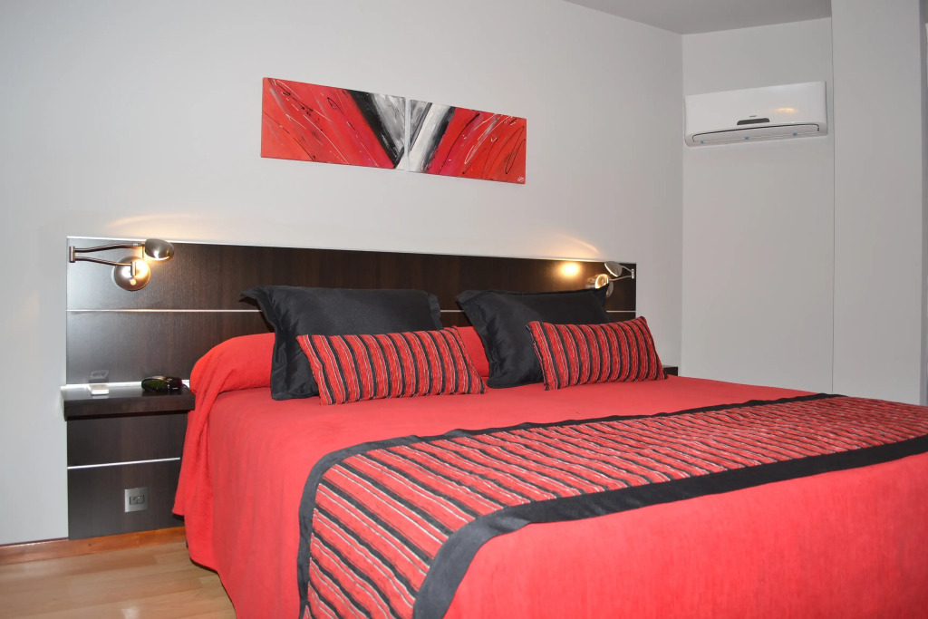 Kube Apartments Express