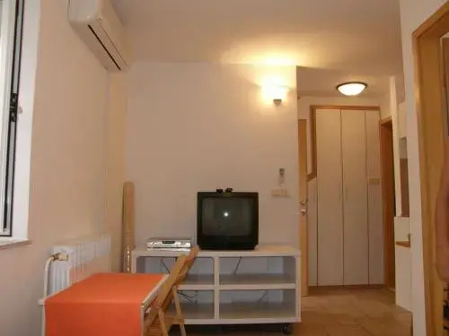 Apartments Primosten