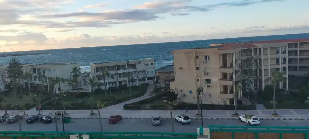Sunset Haven, AlMaamoura
