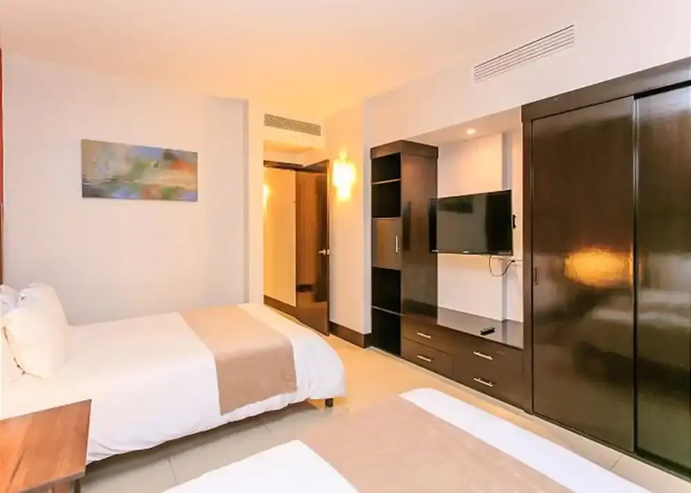 Aldea Thai 30 by Tripintravel
