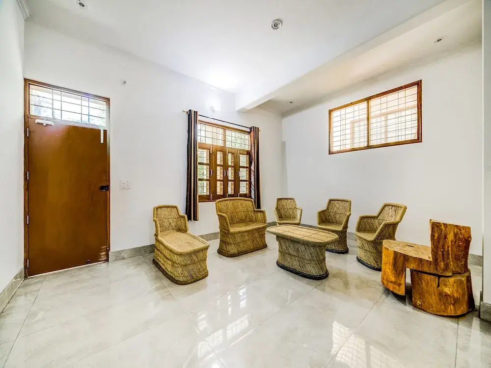 Oyo 30398 Hotel Royal Residency