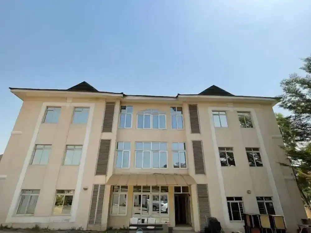 Westnite Apartment