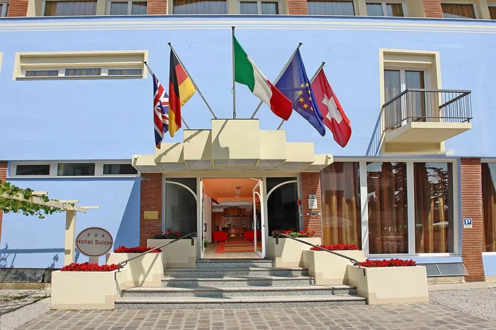Hi Hotels Sirmione - Lakeview Pool