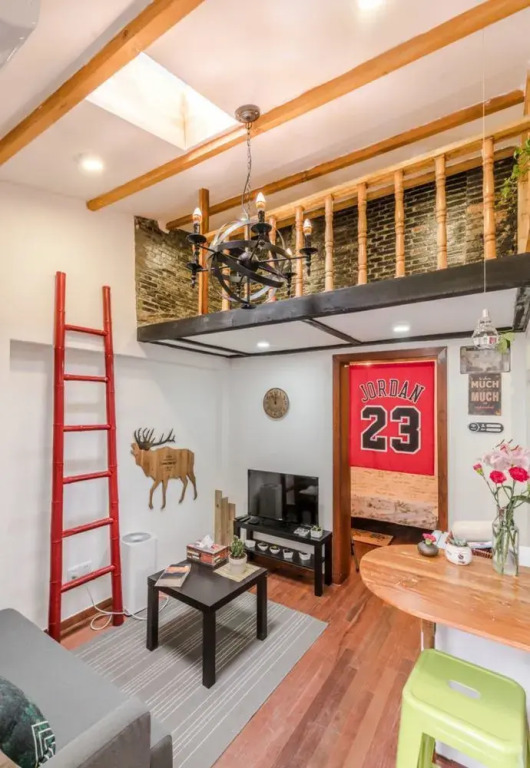 Cozy Apartment Best Location 616
