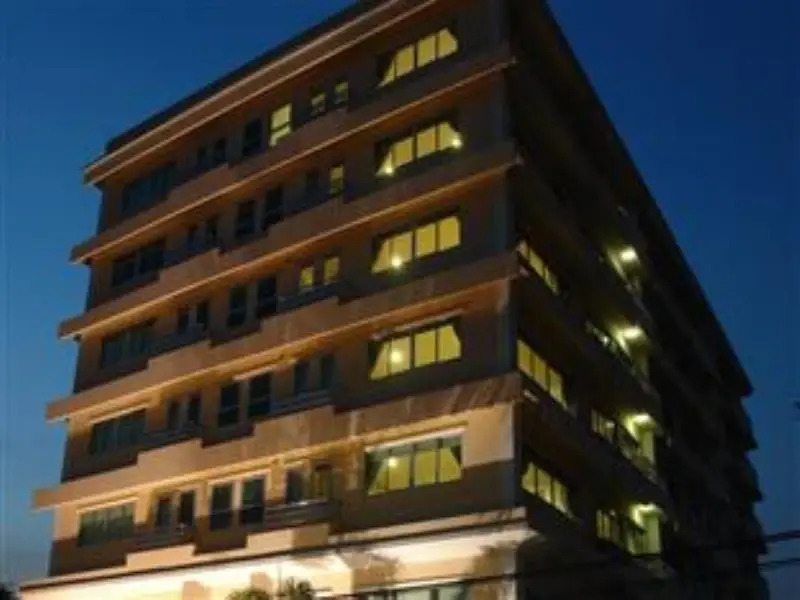Malee Suites Sathon