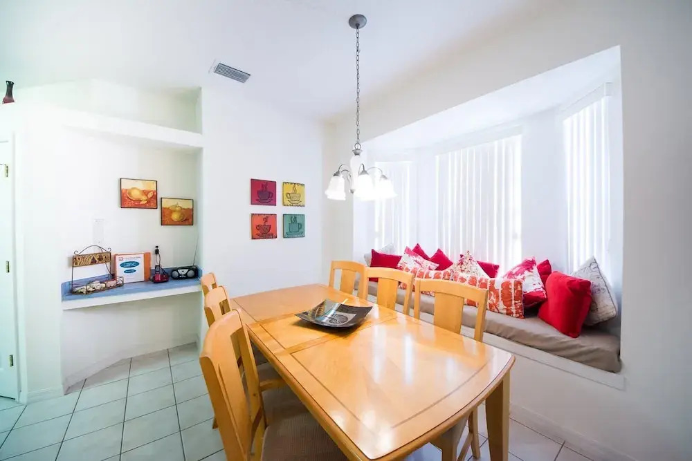 5BR Calabay Parc Pool Home 513 by OVRH