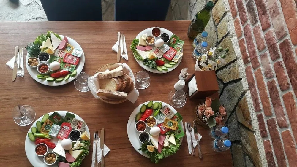ÖZ Butik Otel Antik Kent Myrleia