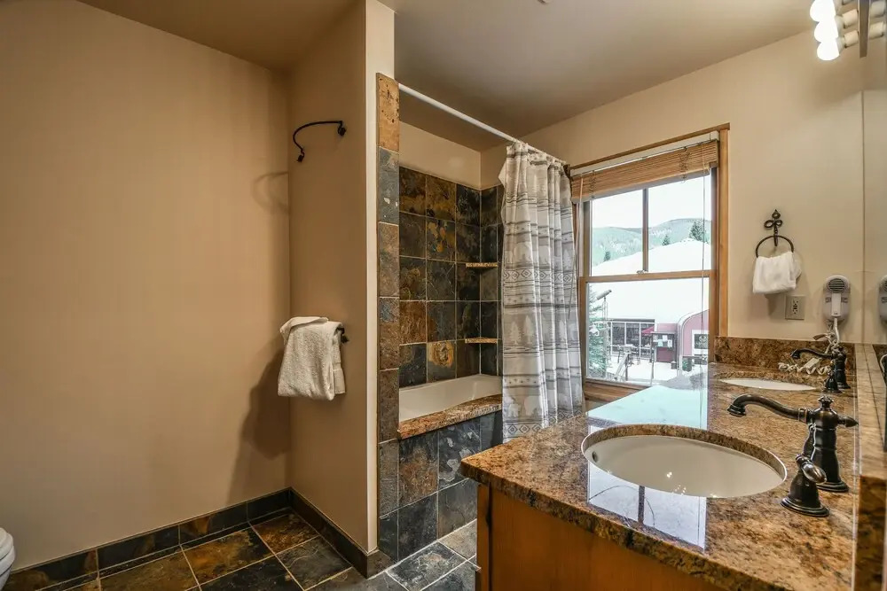 Jack Pine 8008 by SummitCove Vacation Lodging