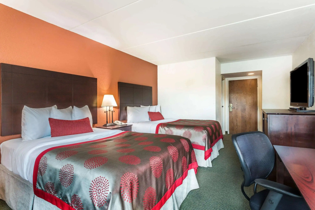Ramada by Wyndham Luling
