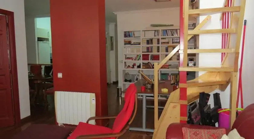 Cozy Central Apartment