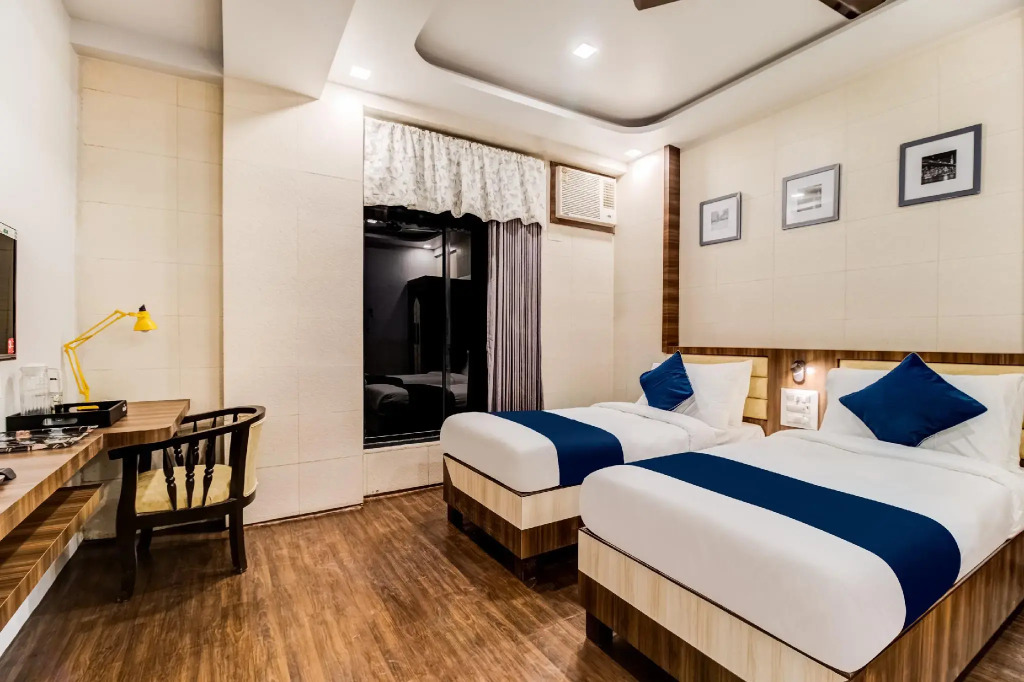 SilverKey Executive Stays 30731 Sector 29 Vashi Rd