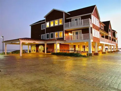 Oasis Suites Hotel