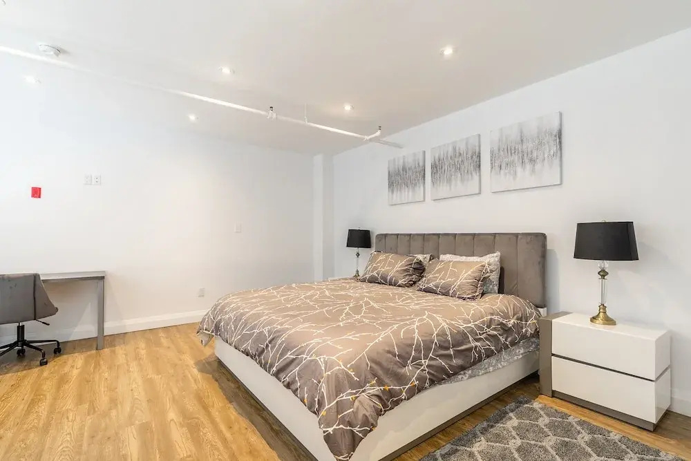 GLOBALSTAY. Dundurn Lofts. Free parking. Gym