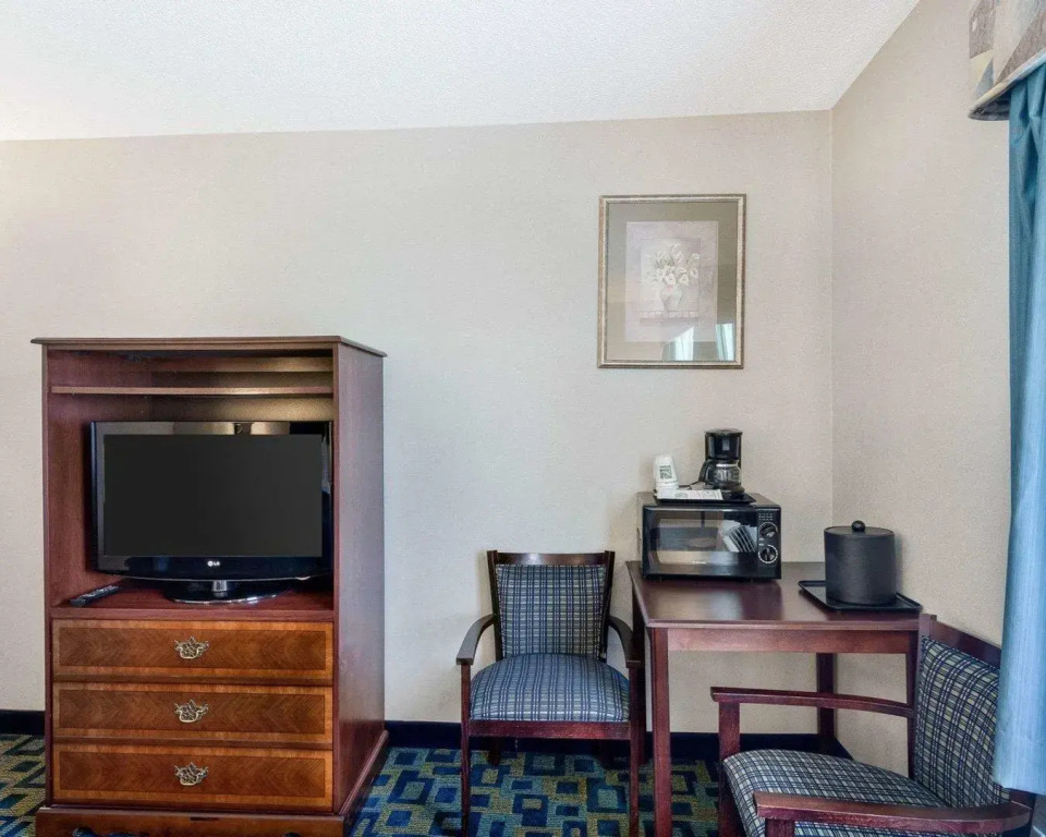Quality Inn Marlborough (ex. Comfort Inn)