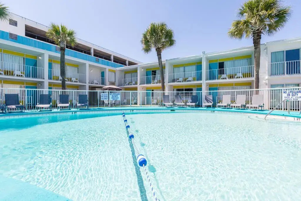 Waikiki Village Retro Motel by Oceana Resorts