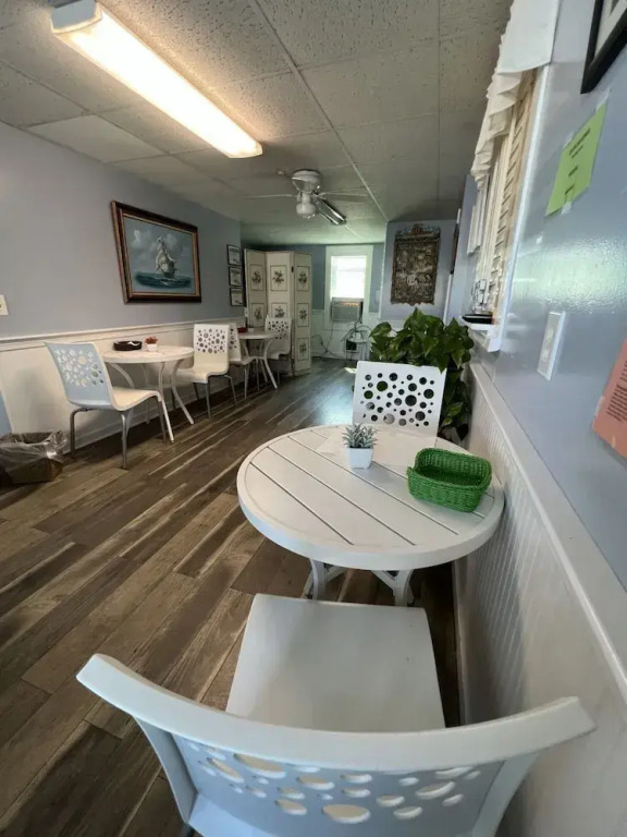 Seashell Motel