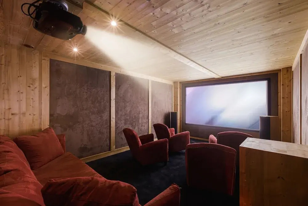 Chalet Hermine 5 Hot Tub and Sauna Les Chosalets