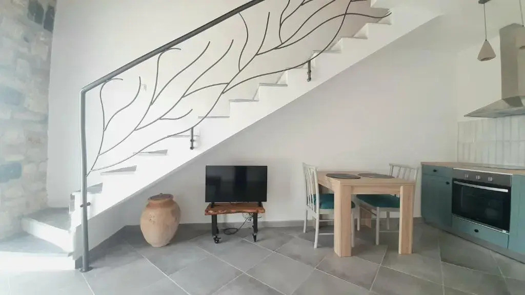 Koroni Stone House, fully equipped studios by the sea