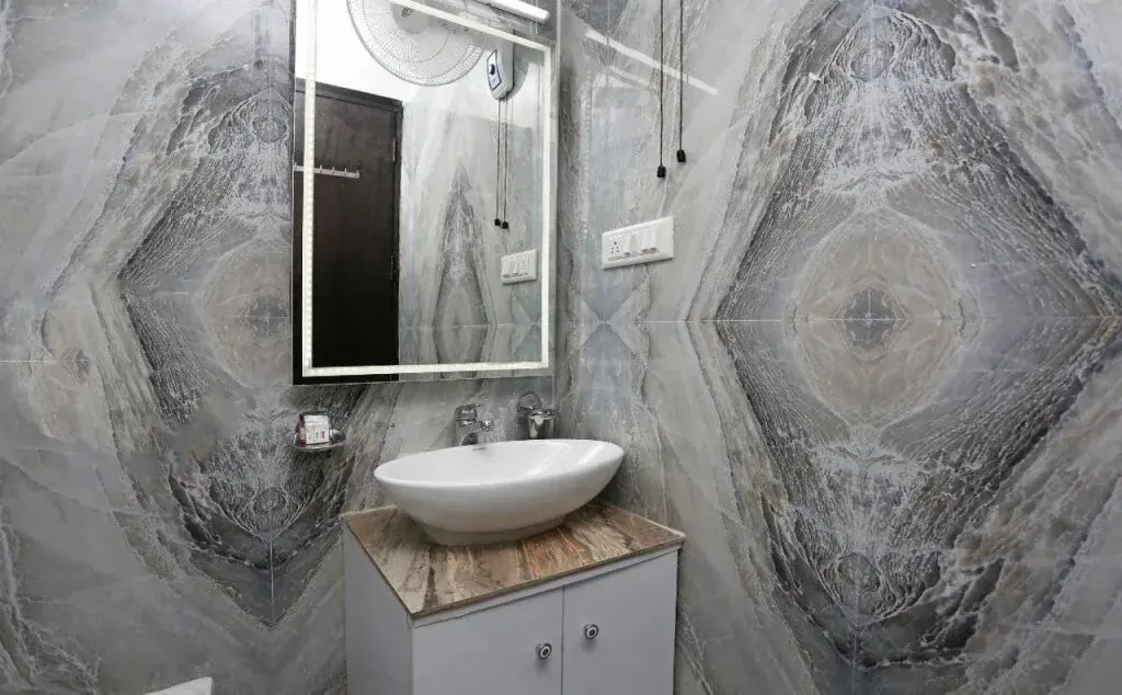South Galaxy By OYO Rooms