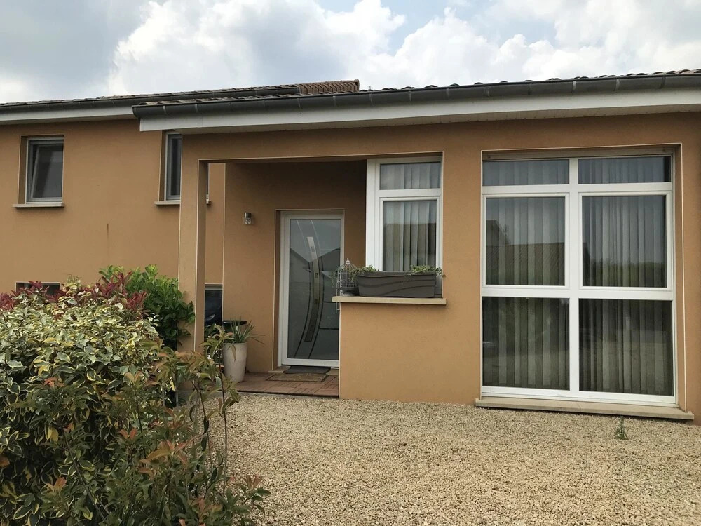 House With 2 Bedrooms in Fresnois-la-montagne, With Furnished Garden