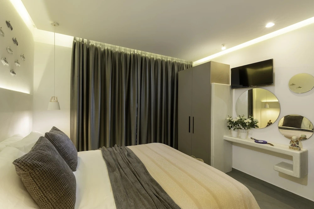 Gennadi Residences