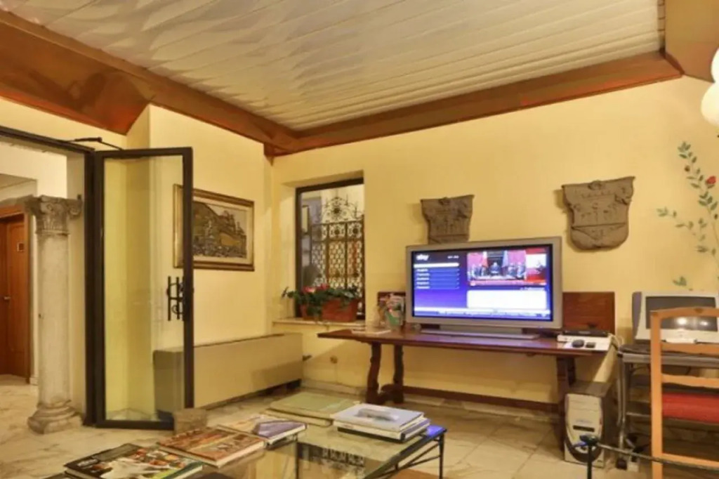 Select Executive Residence