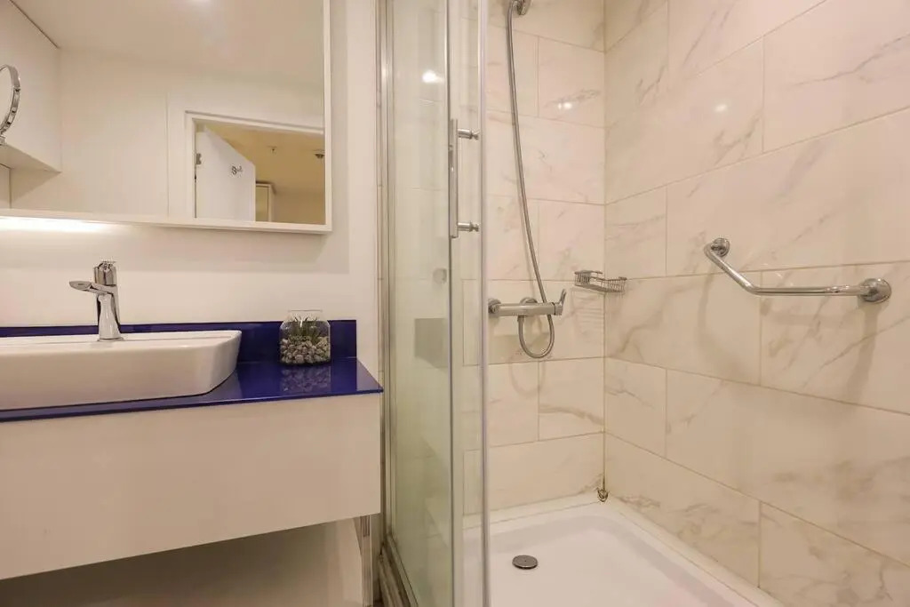 Lovely 1BR apartment with balcony by the Black sea beach