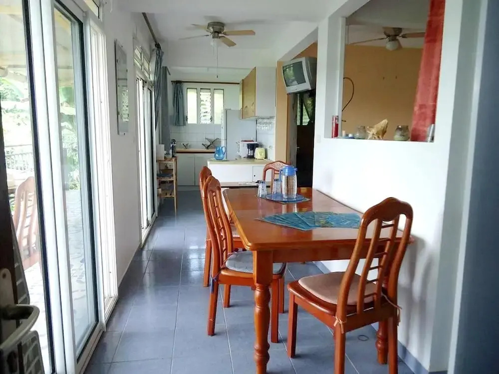 Apartment with 2 Bedrooms in Saint Luce, with Wonderful Sea View, Pool Access, Furnished Garden - 4 Km From the Beach