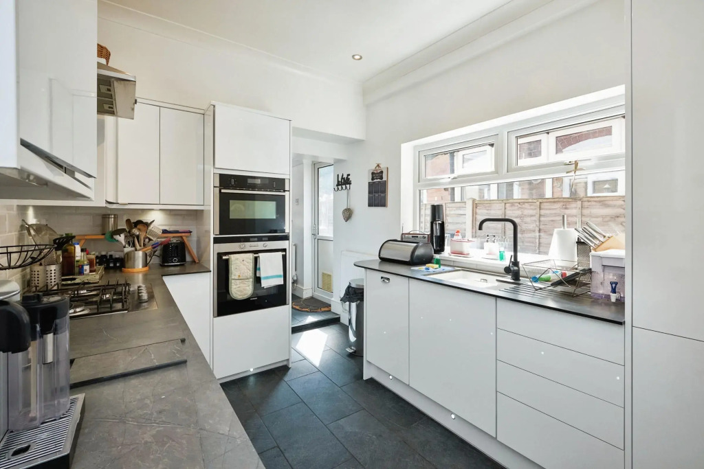 Newly Renovated 3 Bedroom House 15 Mins to Bham