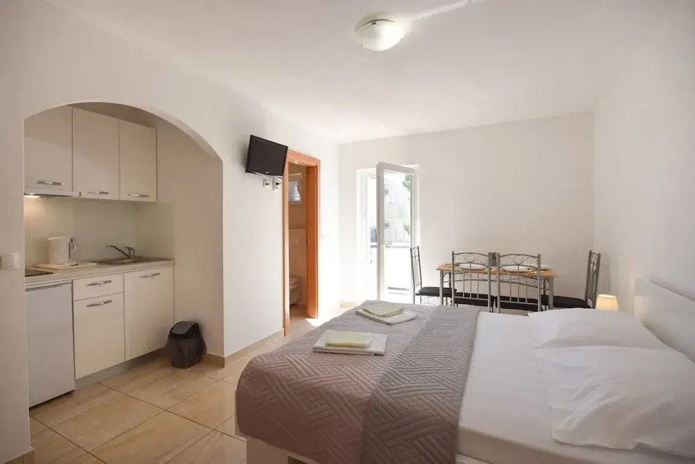 Sunshine Apartments in Baska Voda